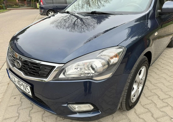 Kia Ceed cena 24900 przebieg: 145000, rok produkcji 2010 z Rymanów małe 631